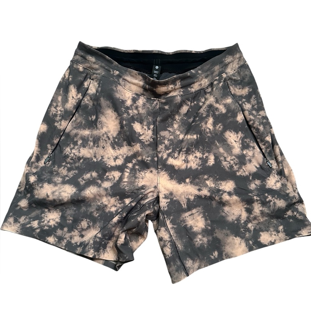 Lululemon - 6” Balancer Yoga Short - Medium
